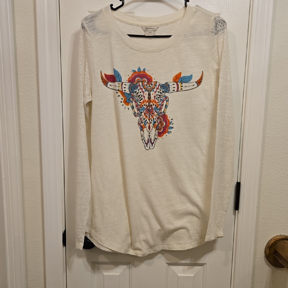 Ariat Cream Long Sleeve with Bull Skull Design